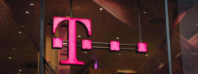 Die KfW-Bank reduziert ihre Anteile an der Deutschen Telekom und will damit der Deutschen Bahn neue Mittel beschaffen - Newsbeitrag