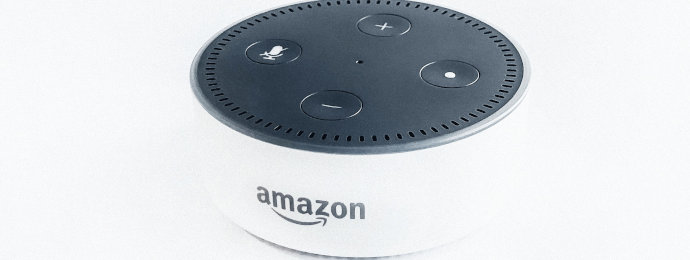 Alexa soll mit KI besser werden, wofür Amazon Medienberichten zufolge aber monatliche Gebühren fordern will