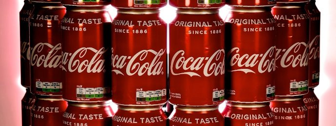 NTG24 - Mit der Schließung von gleich fünf Standorten in Deutschland will Coca-Cola die Effizienz erhöhen und auf ein verändertes Bestellverhalten reagieren